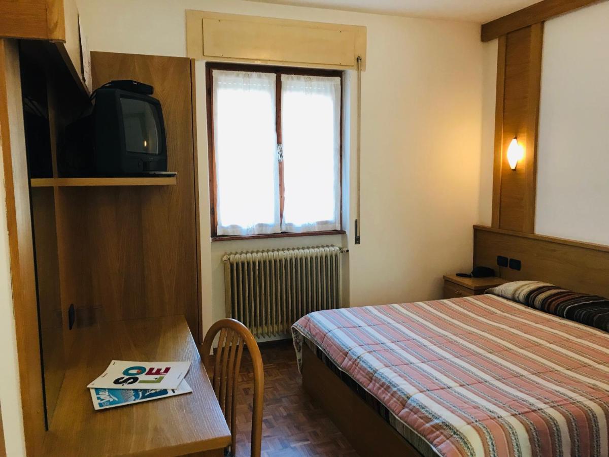 Hotel Santoni Ossana Ngoại thất bức ảnh