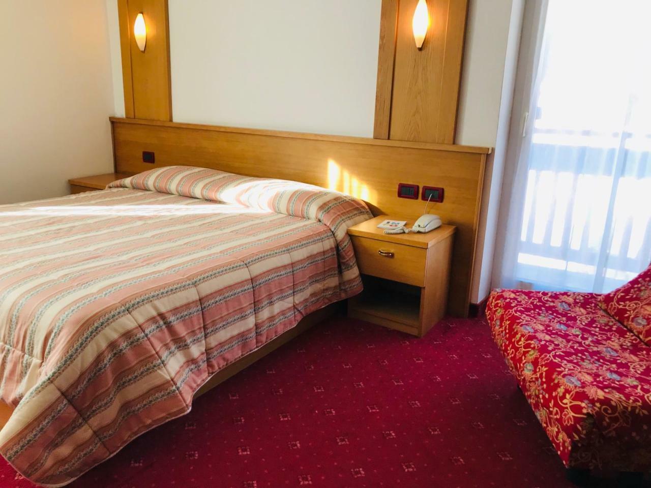 Hotel Santoni Ossana Ngoại thất bức ảnh